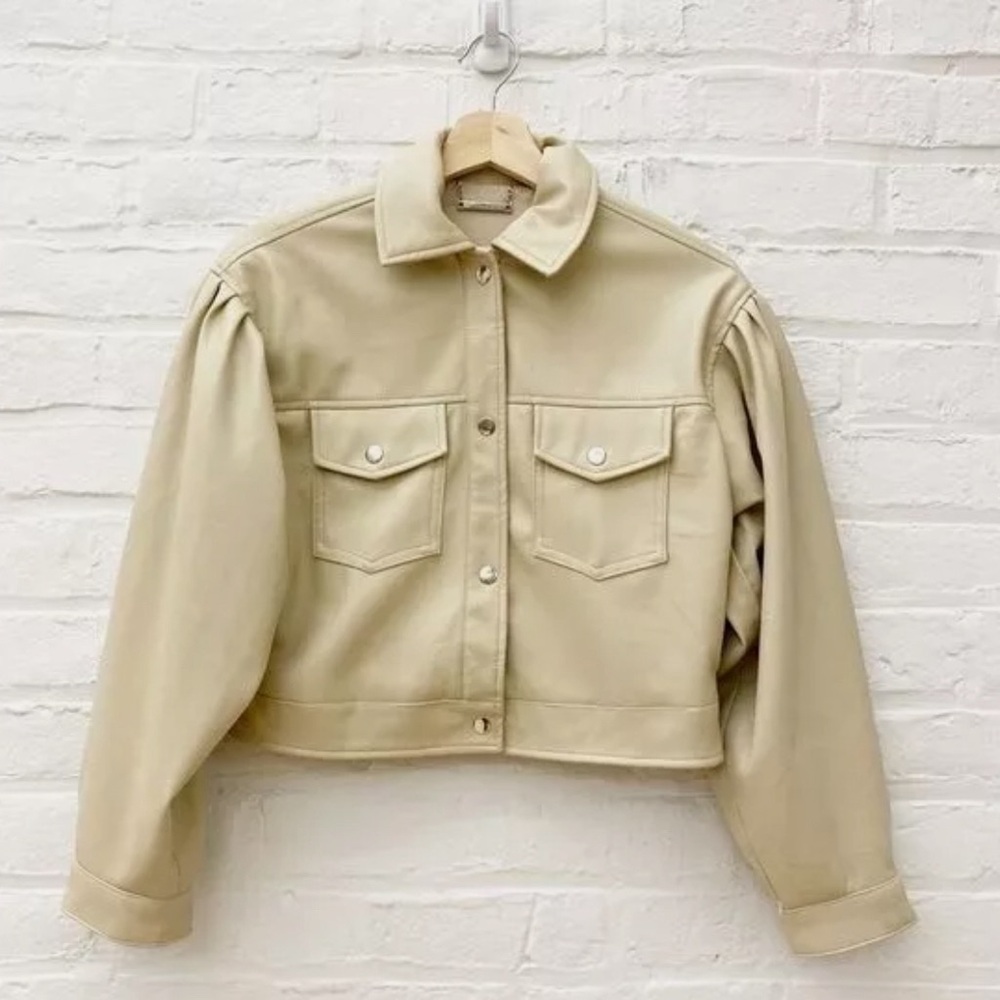 Tarhari, Faux, sz M,  leather jacket, cream color